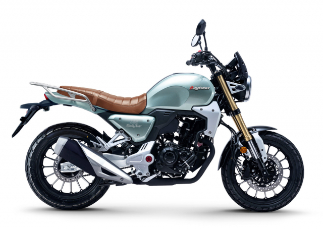 Chi tiet Rockstar 125 ngang ngua XSR 155 ve gia ban va xin so hon ve trang bi - 3