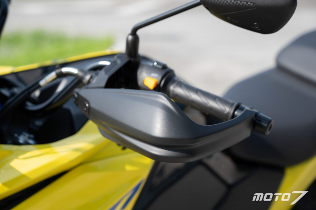 Chi tiet SUZUKI VStrom 250 SX 2023 dung chung dong co Gixxer lam mat bang dau - 8