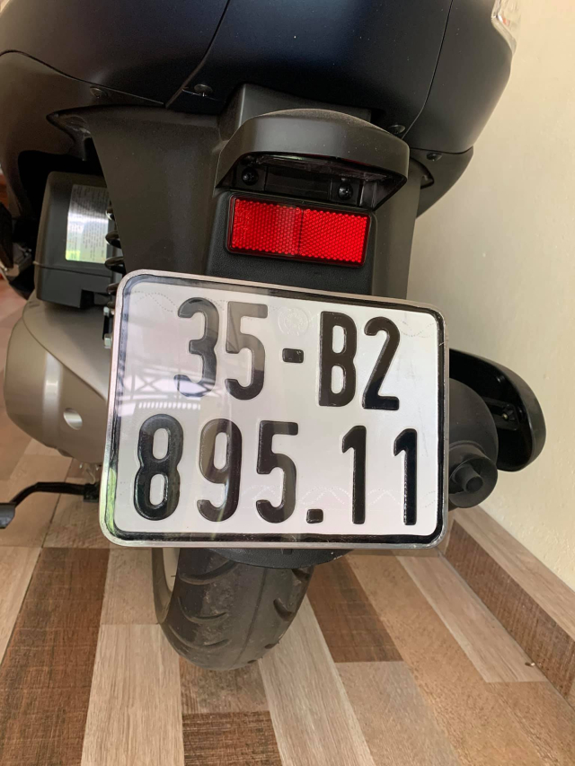 Chu cua bien so dinh danh co bi mat bien so khi cu tru o tinh khac - 5