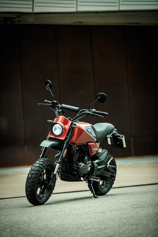Crossfire 125 XS gay chu y voi he thong thang kich doc trong lang Minibike - 9