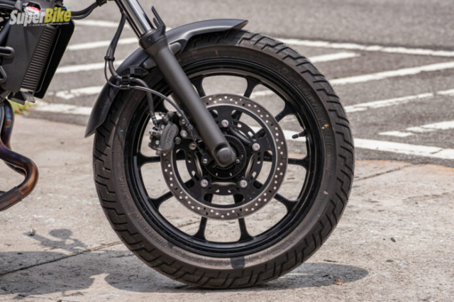 Danh gia chi tiet Kawasaki Eliminator 400 vua ra mat - 6