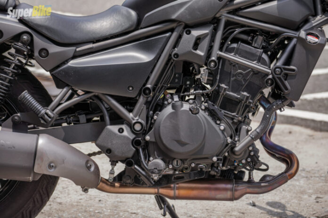 Danh gia chi tiet Kawasaki Eliminator 400 vua ra mat - 9
