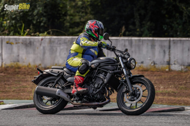 Danh gia chi tiet Kawasaki Eliminator 400 vua ra mat - 11