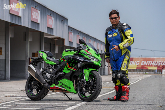 Danh gia chi tiet Kawasaki ZX4R SE dong co 4 xilanh hap dan vua trinh lang - 6