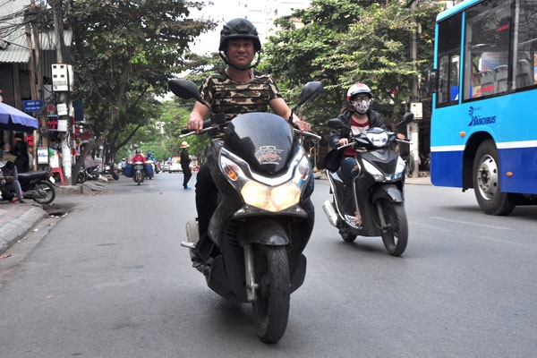 De xuat bon truong hop bat buoc nguoi lai xe phai tat den pha bat den chieu gan - 3