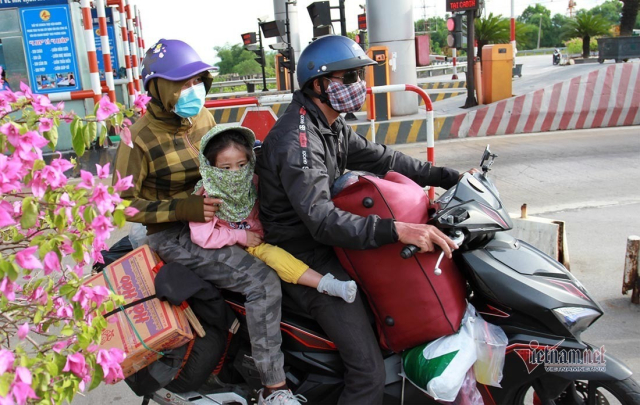 De xuat them truong hop xe may duoc kep 3 khong bi phat - 3