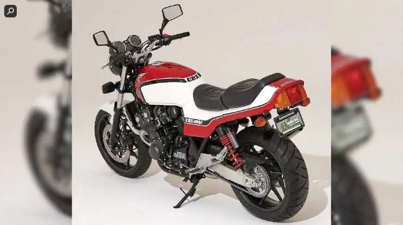 Doremi Collection tiet lo bo body kit TypeX moi cho Honda CB400 Super Four - 9
