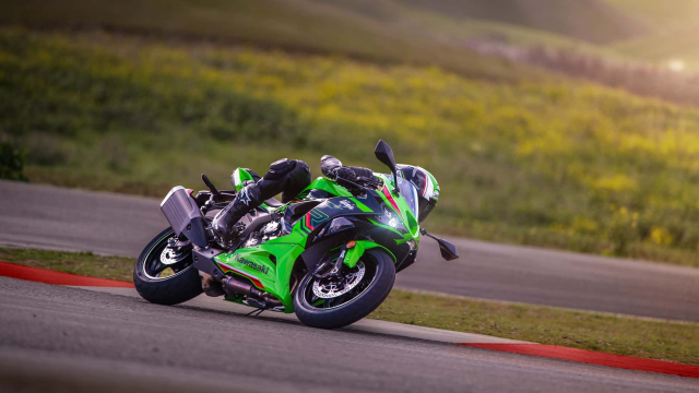 Hoi sinh Kawasaki Ninja ZX6R 2024 huyen thoai Supersport bat tu - 5