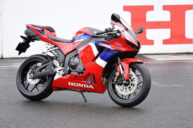 Honda CBR600RR 2024 tiep tuc ra mat vao cuoi tuan nay - 5