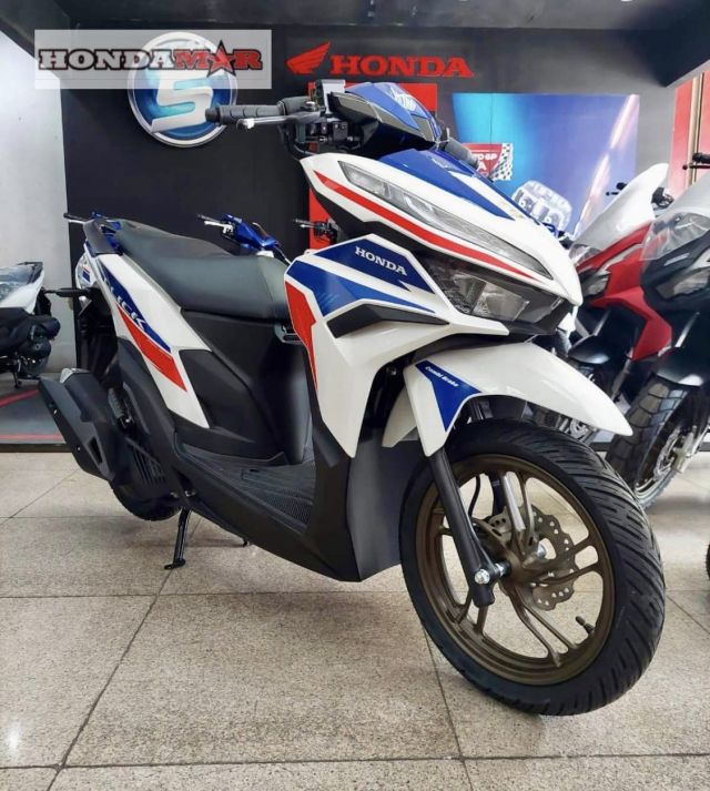 Honda Click 2024 Ra M T Phi N B N K Ni M 50 N M S H U Qu C K S C S   Honda Click 2024 Ra Mat Phien Ban Ky Niem 50 Nam So Huu Quoc Ki Sac So 9130 1699700913 654f60b1dd7f9 