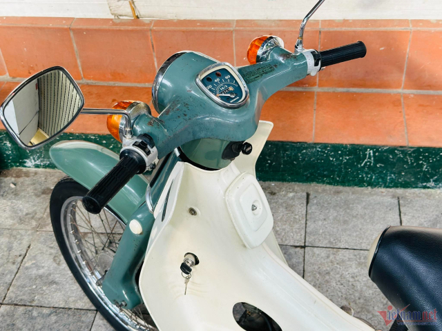 Honda Cub 50 doi 1979 gia hon 100 trieu cua dan choi Ha Thanh - 5