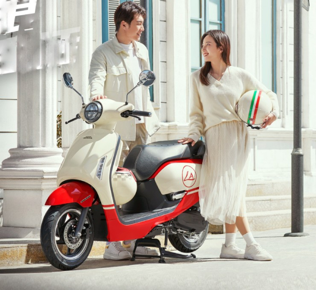 Honda NS125LA kieu dang co dien gia nhinh 38 trieu dong - 3