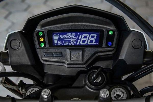 Honda NXR 160 Bros lo dien va gay an tuong boi dan chan lech pha - 5