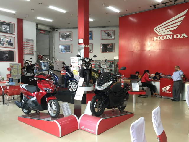 Honda Vision ha gia tai nhieu dai ly trong nuoc