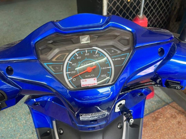 Honda Wave 110i nhap khau giam gia manh trong thang 7 am lich - 4