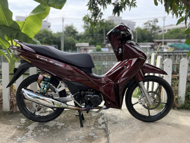 Honda Wave 125 do ly nuoc mia hien dang noi dinh noi dam tren mang xa hoi - 21