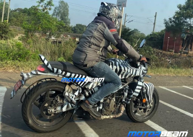 Husqvarna Vitpilen 250 2024 lo dien voi dong co nang cap - 3