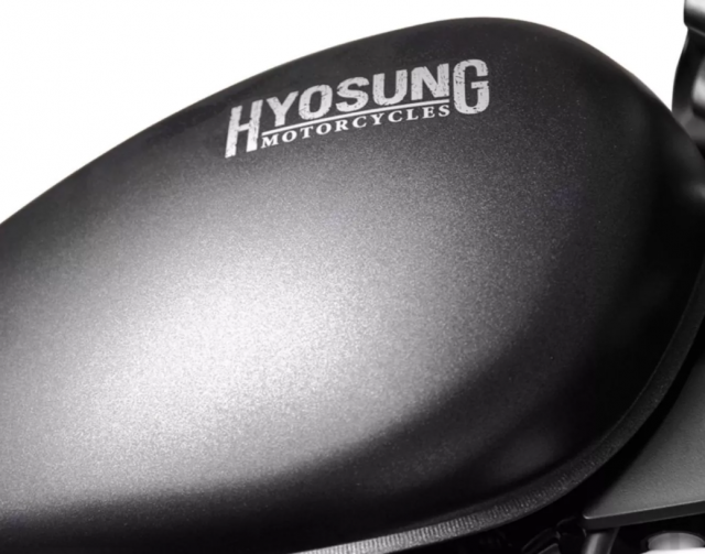 Hyosung GV300SEvo mau xe Cruiser Han Quoc mang dien mao moi - 5