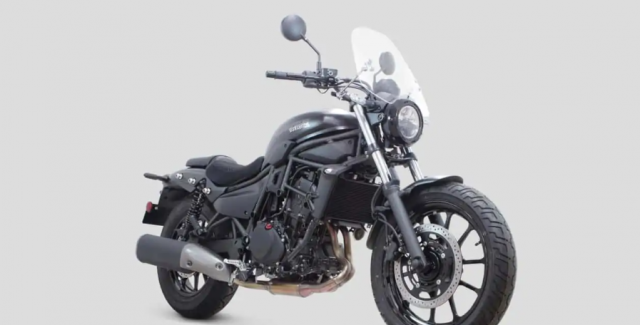 Kawasaki Eliminator lot xac voi dan phu kien moi tu SP Takegawa