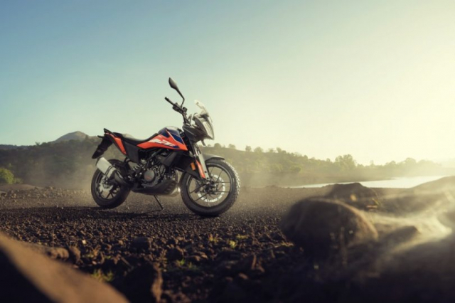 KTM 390 Adventure X 2023 ra mat voi cac tuy chon mau than xe khac biet