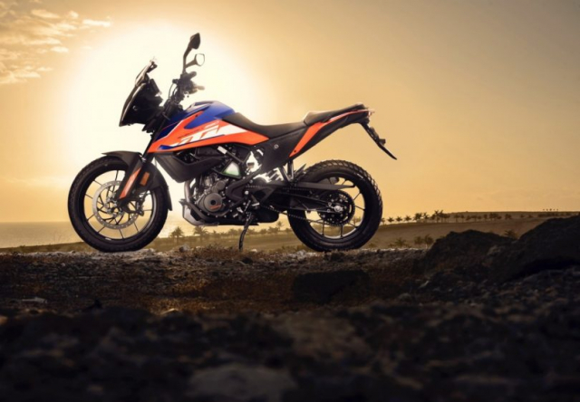 KTM 390 Adventure X 2023 ra mat voi cac tuy chon mau than xe khac biet - 3
