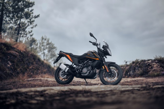 KTM 390 Adventure X 2023 ra mat voi cac tuy chon mau than xe khac biet - 6
