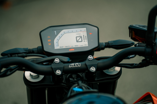 KTM 790 Duke giam gia cuc soc den 100 trieu dong gia re nhu xe Nhat - 11