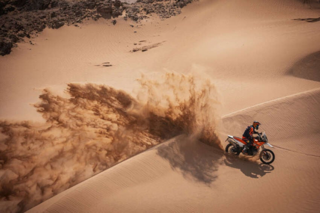 KTM 890 Adventure R Rally 2024 chinh thuc lo dien gioi han 700 chiec - 8