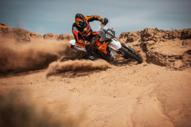KTM 890 Adventure R Rally 2024 chinh thuc lo dien gioi han 700 chiec - 9