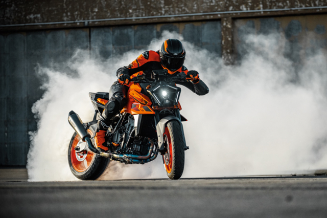 KTM 990 Duke 2024 so huu dien mao hoan toan moi ham ho hon voi biet danh Sniper - 6