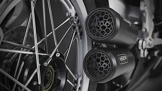 Lang Nghe Am Thanh Ngot Ngao Cua MV Agusta Superveloce Ago Arrow Exhaust - 10