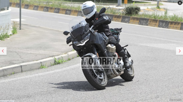 Lo dien Moto Guzzi V 100 Stelvio phien ban ADV dang trong qua trinh thu nghiem - 3