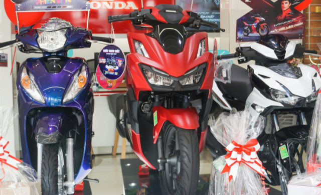 Loat xe Honda giam gia soc truoc ky nghi le 304 va 15 - 4