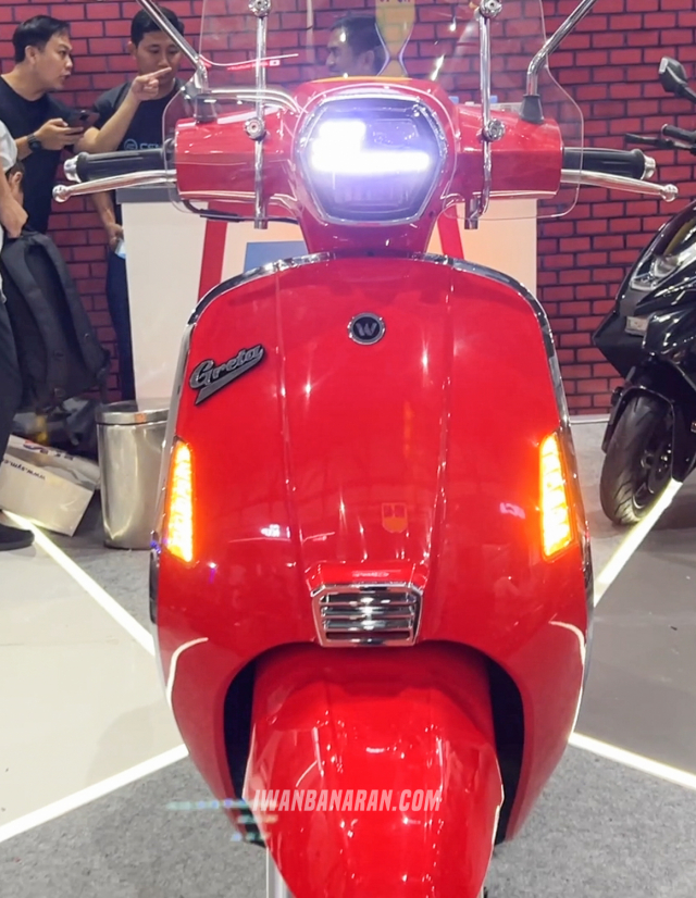 Mau xe tay ga 150cc dep nhu Vespa ma gia ban chi co 33 trieu dong - 10