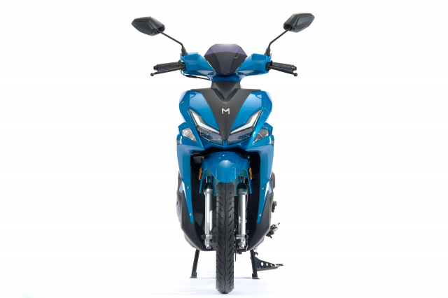 Mitt 125 Urban den tu Chau Au trong cu nhu con lai giua Vario va NVX - 24