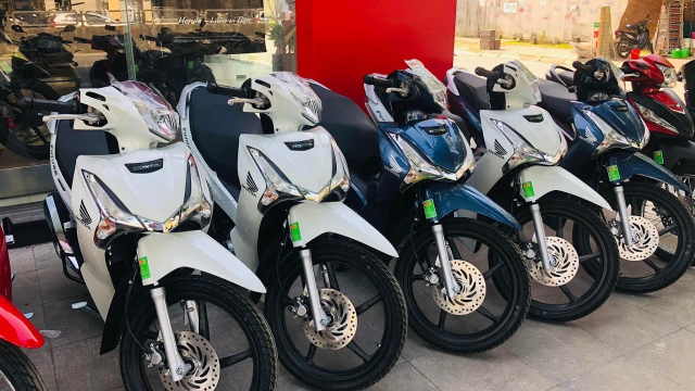 Moi ngay nguoi Viet mua hon 7000 xe may