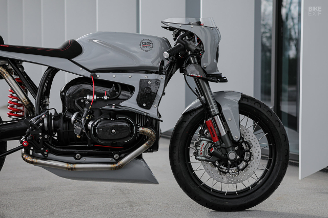 Mot chiec BMW R65 Cafe Racer ham ho den tu Slovenia - 9