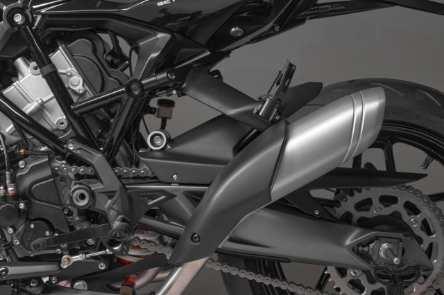 Moto Morini Corsaro 750 Su tinh te cua thuong hieu Y da tro lai - 21