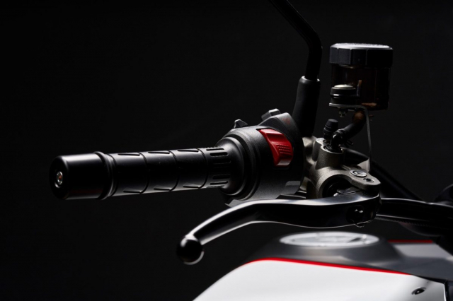 Moto Morini trinh lang XCape 1200 voi ve ngoai ma mi tai EICMA 2023 - 7