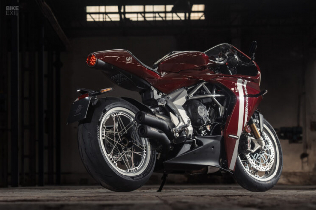 MV Agusta Superveloce 98 phien ban dac biet ra mat nham ton vinh chiec mo to dau tien - 4