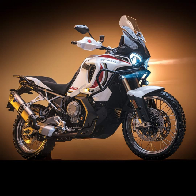 MV Agusta trinh lang LXP Orioli ADV 2024 sau bao nam ap u - 4