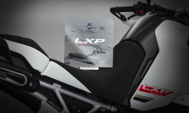 MV Agusta trinh lang LXP Orioli ADV 2024 sau bao nam ap u - 11