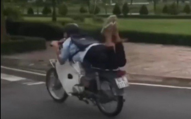 Nam tren xe may chay toc do cao nam thanh nien bi moi len phuong xu ly - 3