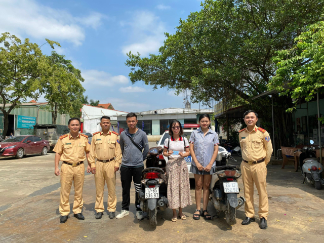 Nhan lai xe may bi mat trom tu tinh huong khong ai ngo toi - 3