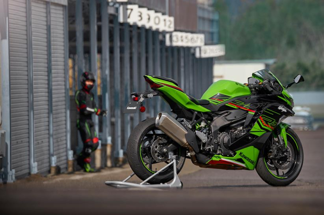 Nhung tiet lo moi ve Kawasaki Ninja ZX4RR - 5