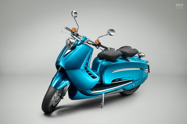PiperMoto J Sieu xe tay ga so huu toc do 200 kmh voi dong co KTM 690 - 6