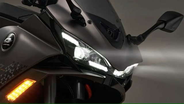 QJMotor OAO Pro mau xe the thao dien thu vi nhat den tu Trung Quoc