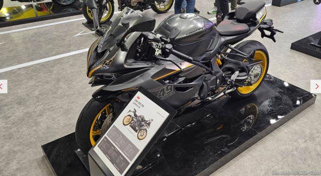 QJMotor SRK 900 RR va SRK 1000 RC trinh lang su dung cong nghe cua MV Agusta - 12