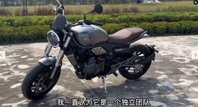 Ra mat mau Roadster dua tren hinh dang Triumph nhung mang trai tim Norton - 4