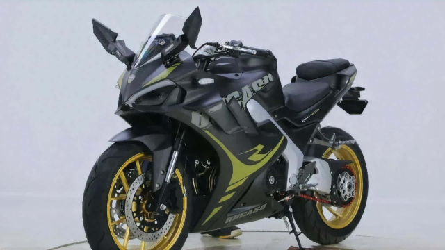 Ra mat phien ban nhai Ducati Supersport voi dong co 2 xilanh xuat xu tu Trung Quoc - 7